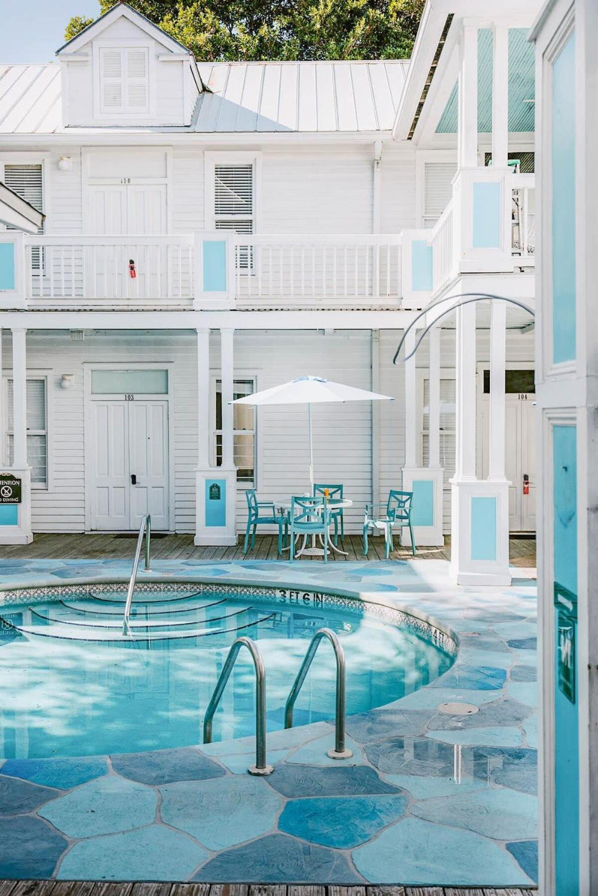 King Suite Balcony - At James House Key West Bagian luar foto