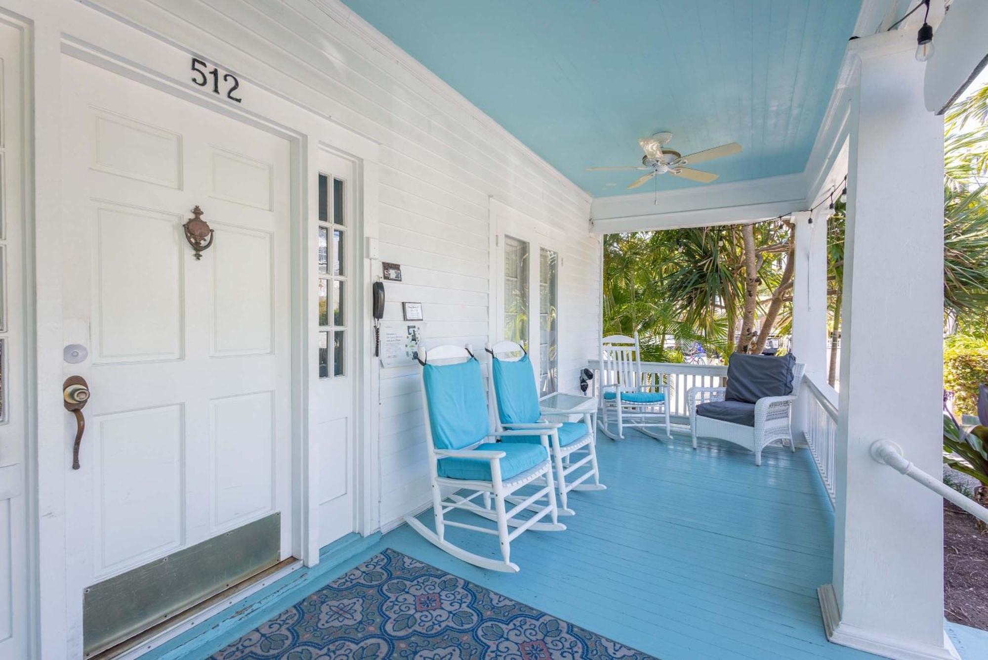 King Suite Balcony - At James House Key West Bagian luar foto